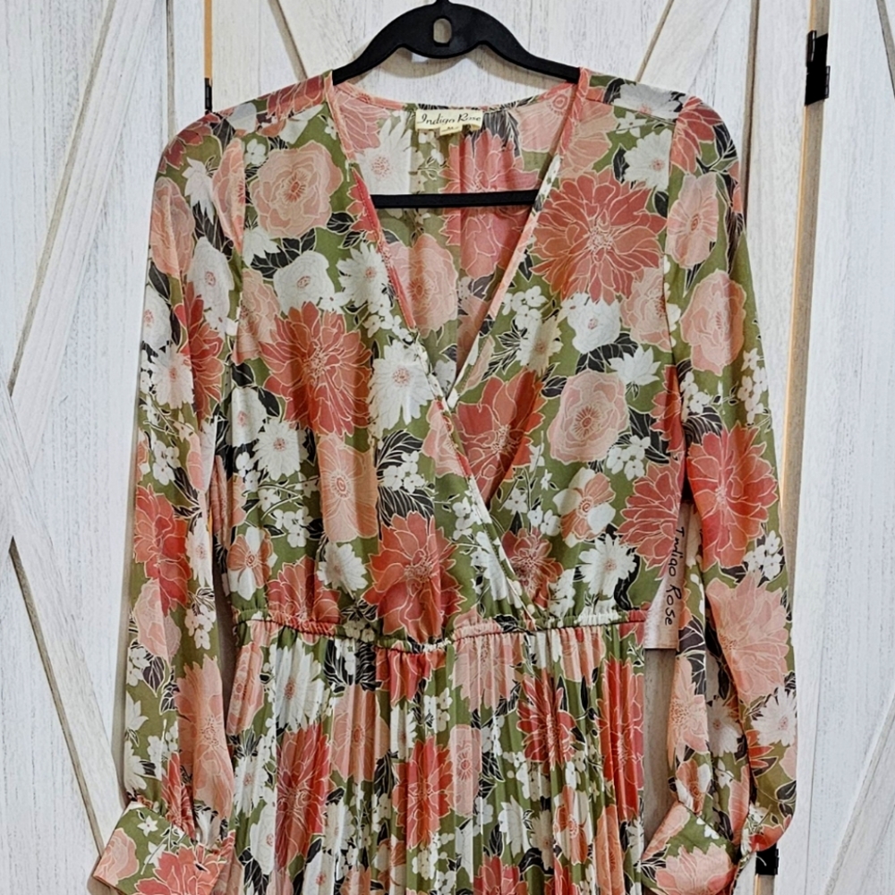 NWT Pleated Maxi by Indigo Rose, Size Medium